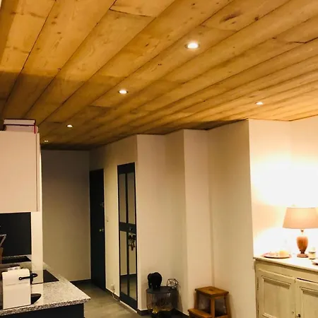 Appartement Charming In The Center Of *