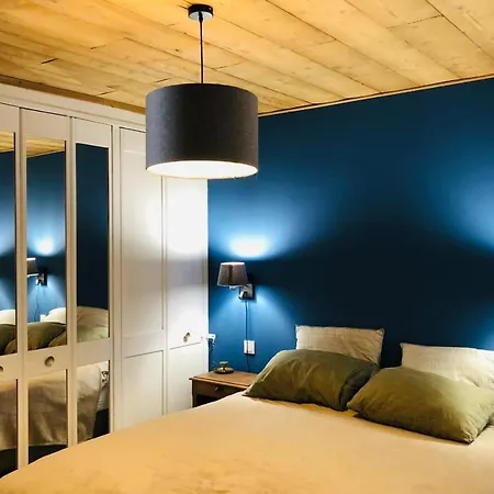 Appartement Charming In The Center Of *